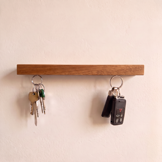 HangKey Plankie XL Mahoniehout magnetische sleutelhouder met sleutels