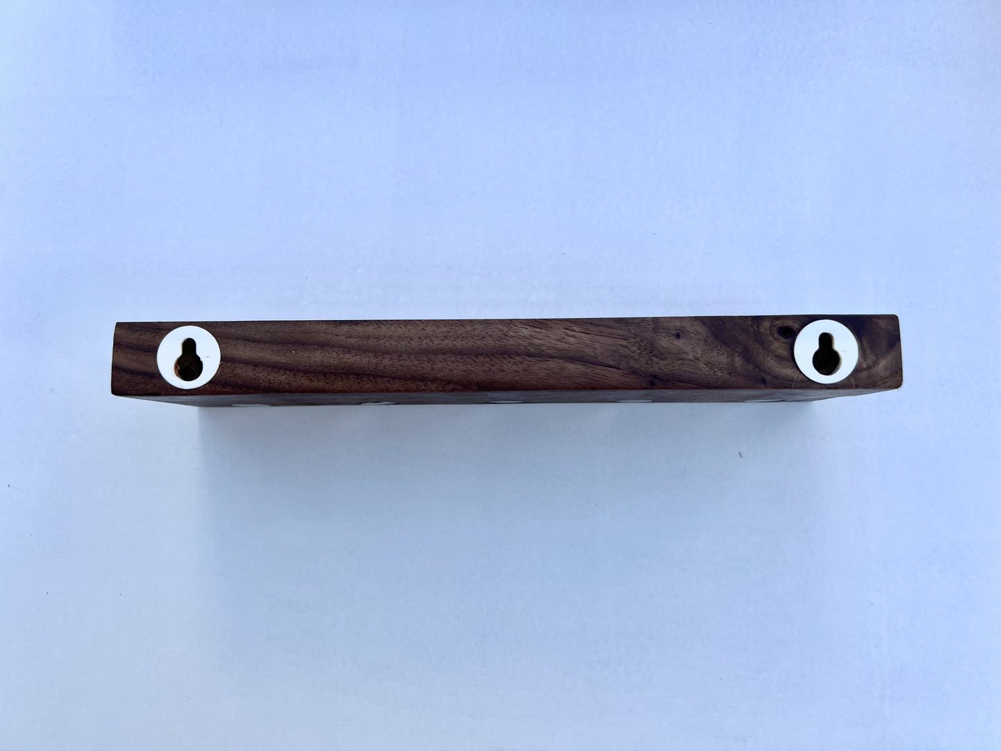 HangKey Plankie X Notenhout - Wandplank - Sleutelplank - Sleutelrek - bevestiging